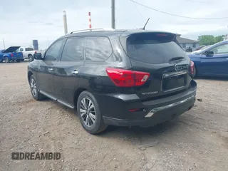 2017 Nissan Pathfinder SV z VIN 5N1DR2MN2HC637647, wystawiony jako IAAI lot #42668153 z przebiegiem 246 190 mil mil oraz . Historia ofert i sprzedaży dostępna na DreamBid. Obrazek 3.