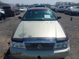 2003 Mercury Grand Marquis LS Premium z VIN 2MEFM75W73X650193, wystawiony jako IAAI lot #41803310 z przebiegiem 151 719 mil mil oraz . Historia ofert i sprzedaży dostępna na DreamBid. Obrazek 12.