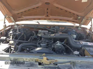 1990 Ford F-250 with VIN 1FTHX25G3LKB31027, listed as a IAAI auction lot 41985838 with 86,502 mi miles and . Bid and sale history available at DreamBid. Image 10.
