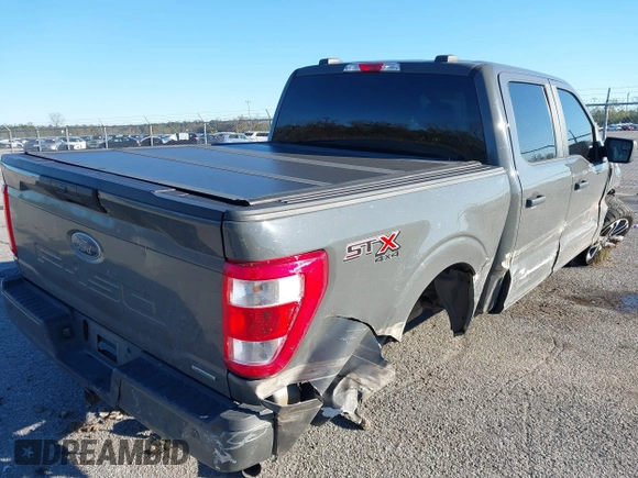 2021 Ford F-150 XL z VIN 1FTEW1EP3MKE33600, wystawiony jako IAAI lot #41053750 z przebiegiem 140 085 mil mil oraz . Historia ofert i sprzedaży dostępna na DreamBid. Obrazek 4.