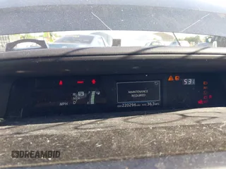2017 Toyota Prius Two z VIN JTDZN3EU2HJ065380, wystawiony jako IAAI lot #42307177 z przebiegiem 220 294 mil mil oraz . Historia ofert i sprzedaży dostępna na DreamBid. Obrazek 7.