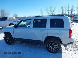 2015 Jeep Patriot High Altitude with VIN 1C4NJRAB4FD381232, listed as a IAAI auction lot 41289384 with 121,581 mi miles and . Bid and sale history available at DreamBid. Image 14.