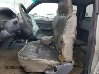 2000 Toyota Tacoma with VIN 4TAVN52N6YZ664111, listed as a Copart auction lot 60163195 with 315,732 mi miles and Salvage title. Bid and sale history available at DreamBid. Image 7.