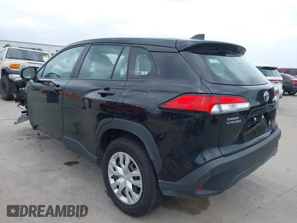 2024 Toyota Corolla Cross L with VIN 7MUAAABG0RV084192, listed as a IAAI auction lot 42137440 with 18,034 mi miles and . Bid and sale history available at DreamBid. Image 3.
