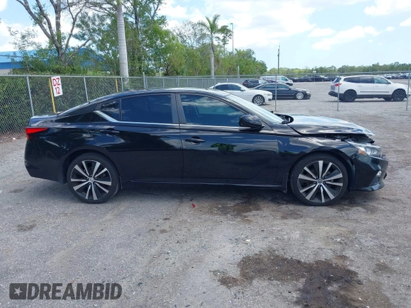 2020 Nissan Altima SR with VIN 1N4BL4CV5LC186805, listed as a IAAI auction lot 41933524 with 59,050 mi miles and . Bid and sale history available at carsss.com. Image 13.