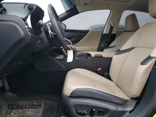 2021 Lexus ES with VIN 58ADZ1B10MU110326, listed as a Copart auction lot 45703515 with 39,227 mi miles and Clean Title. Bid and sale history available at carsss.com. Image 7.
