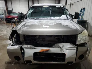 2007 Nissan Titan SE z VIN 1N6BA07B07N221489, wystawiony jako Copart lot #83408574 z przebiegiem 92 831 mil mil oraz Szkoda całkowita • Salvage title. Historia ofert i sprzedaży dostępna na DreamBid. Obrazek 5.