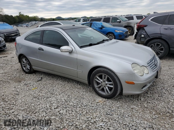 2003 Mercedes-Benz C 230 Kompressor with VIN WDBRN40J73A463100, listed as a Copart auction lot 52649185 with 150,604 mi miles and Clean title. Bid and sale history available at DreamBid. Image 4.