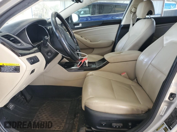 2014 Kia Cadenza Premium with VIN KNALN4D76E5157312, listed as a Copart auction lot 84488924 with 164,942 mi miles and Clean Title. Bid and sale history available at carsss.com. Image 7.