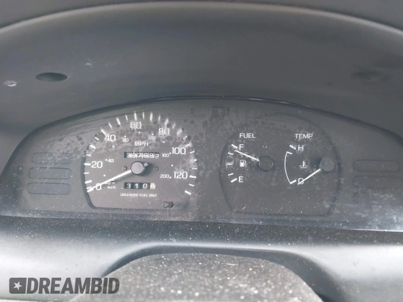1996 Nissan Sentra XE z VIN 1N4AB41D0TC763104, wystawiony jako IAAI lot #41303640 z przebiegiem 307 682 mil mil oraz . Historia ofert i sprzedaży dostępna na DreamBid. Obrazek 7.