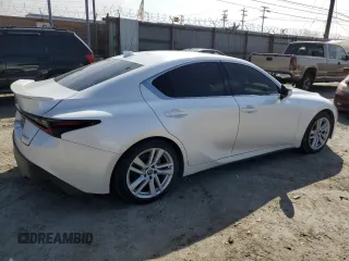 2021 Lexus IS 300 z VIN JTHCA1D29M5115814, wystawiony jako Copart lot #49497155 z przebiegiem 40 852 mil mil oraz Szkoda całkowita • Salvage title. Historia ofert i sprzedaży dostępna na DreamBid. Obrazek 3.