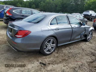 2017 Mercedes-Benz E 300 Luxury с VIN WDDZF4KB0HA194925, выставлен на аукционе Copart как лот 61732925 с пробегом 97 135 миль миль и Чистый • Clean title. История ставок и продаж доступна на DreamBid. Изображение 3.