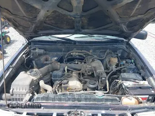 1999 Toyota Tacoma with VIN 4TAVL52N6XZ531014, listed as a IAAI auction lot 42170633 with 308,366 mi miles and . Bid and sale history available at DreamBid. Image 10.