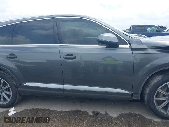 2018 Audi Q7 Prestige with VIN WA1VAAF76JD034803, listed as a IAAI auction lot 42141324 with 126,523 mi miles and . Bid and sale history available at DreamBid. Image 13.