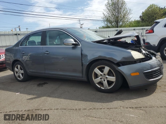 2008 Volkswagen Jetta Sedan SE with VIN 3VWRM71K48M074080, listed as a Copart auction lot 53831555 with 171,609 mi miles and Salvage Title. Bid and sale history available at carsss.com. Image 4.