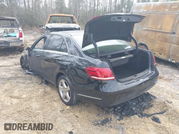 2014 Mercedes-Benz E 350 Sport с VIN WDDHF5KBXEA994970, выставлен на аукционе IAAI как лот 41973386 с пробегом Не указан миль и . История ставок и продаж доступна на DreamBid. Изображение 3.