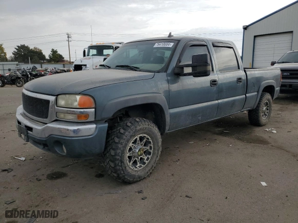 2007 GMC Sierra 1500HD SLE with VIN 1GTGK13U77F166178, listed as a Copart auction lot 76410084 with NaN miles and Salvage Title. Bid and sale history available at carsss.com. Image 1.