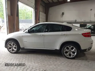 2011 BMW X6 35i z VIN 5UXFG2C56BLX06074, wystawiony jako IAAI lot #42378784 z przebiegiem 176 184 mil mil oraz . Historia ofert i sprzedaży dostępna na DreamBid. Obrazek 14.