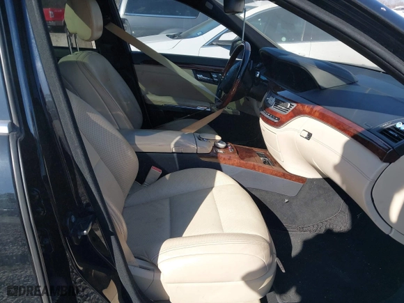 2012 Mercedes-Benz S-Class S 550 with VIN WDDNG7DB2CA465597, listed as a IAAI auction lot 41693984 with 164,765 mi miles. Bid and sale history available at carsss.com. Image 5.