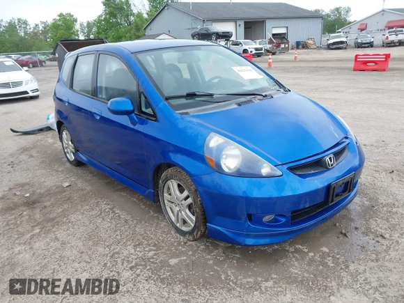 2007 Honda Fit Sport z VIN JHMGD38697S066329, wystawiony jako IAAI lot #42312163 z przebiegiem 174 935 mil mil oraz . Historia ofert i sprzedaży dostępna na DreamBid. Obrazek 1.
