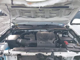 2021 Toyota Tacoma SR z VIN 3TMCZ5AN2MM426723, wystawiony jako IAAI lot #41604033 z przebiegiem 46 522 mil mil oraz . Historia ofert i sprzedaży dostępna na DreamBid. Obrazek 10.