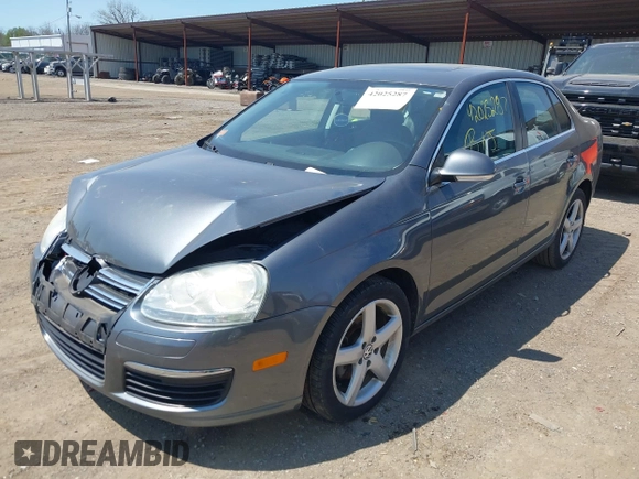 2009 Volkswagen Jetta Sedan SE with VIN 3VWRM71K39M028354, listed as a IAAI auction lot 42025287 with 140,351 mi miles. Bid and sale history available at carsss.com. Image 17.