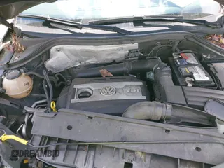 2017 Volkswagen Tiguan S z VIN WVGAV7AX3HK043141, wystawiony jako IAAI lot #42259813 z przebiegiem 63 151 mil mil oraz . Historia ofert i sprzedaży dostępna na DreamBid. Obrazek 10.