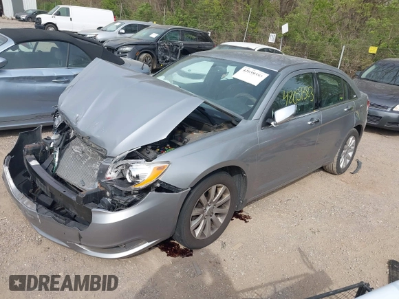 2013 Chrysler 200 Limited with VIN 1C3CCBCG3DN655565, listed as a IAAI auction lot 42059383 with 100,149 mi miles and . Bid and sale history available at DreamBid. Image 17.