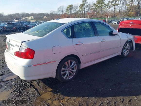 2008 Infiniti M35 with VIN JNKAY01F38M653649, listed as a IAAI auction lot 41495476 with 999,999 mi miles. Bid and sale history available at carsss.com. Image 4.