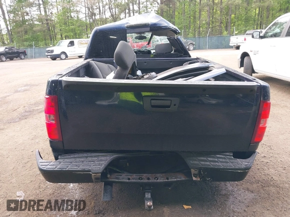 2008 Chevrolet Silverado 1500 1LT with VIN 1GCEC19J98Z303137, listed as a IAAI auction lot 42127354 with 286,047 mi miles and . Bid and sale history available at DreamBid. Image 17.