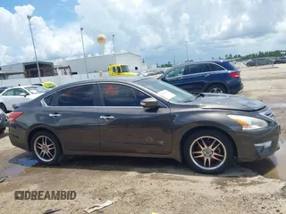 2013 Nissan Altima SV with VIN 1N4AL3AP8DN578581, listed as a IAAI auction lot 42705302 with 107,769 mi miles and . Bid and sale history available at DreamBid. Image 13.