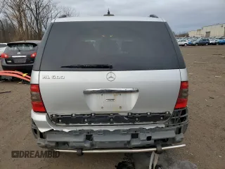 2005 Mercedes-Benz M 500 with VIN 4JGAB75E65A532359, listed as a Copart auction lot 41510825 with 139,916 mi miles and Salvage title. Bid and sale history available at DreamBid. Image 6.
