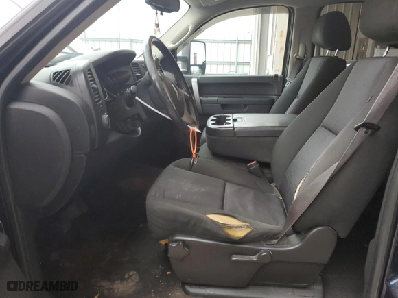 2010 Chevrolet Silverado 1500 LT with VIN 3GCRKSE39AG148533, listed as a Copart auction lot 47016725 with 225,159 mi miles and Salvage Title. Bid and sale history available at carsss.com. Image 7.