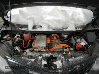 2019 Chevrolet Bolt EV Premier z VIN 1G1FZ6S06K4133978, wystawiony jako Copart lot #87619415 z przebiegiem 73 661 mil mil oraz Szkoda całkowita • Salvage title. Historia ofert i sprzedaży dostępna na DreamBid. Obrazek 13.