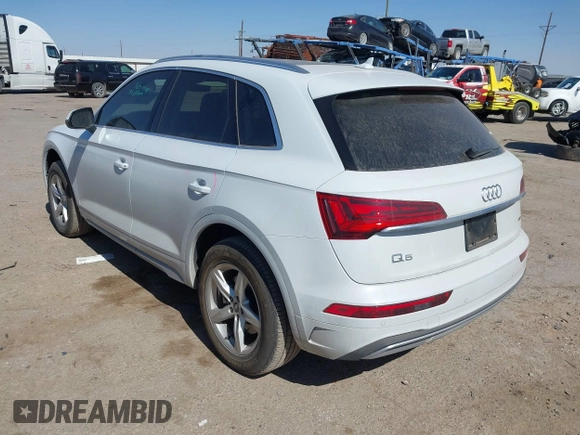 2023 Audi Q5 Premium with VIN WA1ABAFYXP2063195, listed as a IAAI auction lot 41618346 with 9,929 mi miles. Bid and sale history available at carsss.com. Image 3.