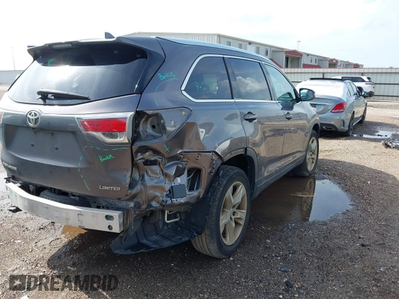 2015 Toyota Highlander Limited with VIN 5TDYKRFHXFS108548, listed as a IAAI auction lot 42473420 with 149,565 mi miles and . Bid and sale history available at DreamBid. Image 4.