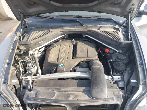 2014 BMW X6 xDrive35i with VIN 5UXFG2C58E0H11141, listed as a IAAI auction lot 42050279 with 191,119 mi miles. Bid and sale history available at carsss.com. Image 10.