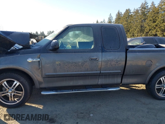 2003 Ford F-150 XL with VIN 1FTRX17L33NA60161, listed as a IAAI auction lot 41549294 with 1 mi miles. Bid and sale history available at carsss.com. Image 14.