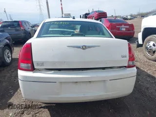 2006 Chrysler 300 Touring with VIN 2C3KA53G56H524944, listed as a IAAI auction lot 41946310 with 193,945 mi miles and . Bid and sale history available at DreamBid. Image 17.