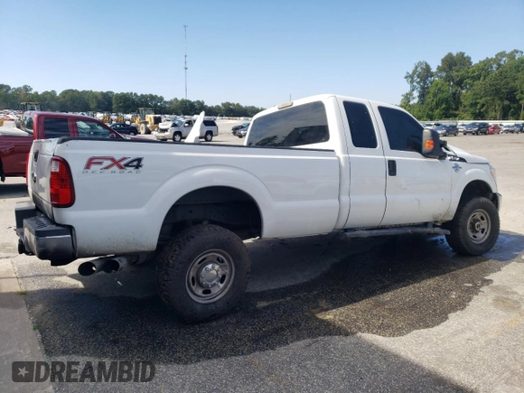 2016 Ford Super Duty F-250 SRW XLT with VIN 1FT7X2BT2GEB21476, listed as a Copart auction lot 67820354 with 368,733 mi miles and Non Repairable. Bid and sale history available at carsss.com. Image 3.