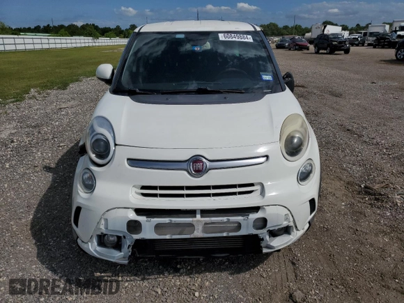 2014 FIAT 500L Trekking with VIN ZFBCFADH4EZ016712, listed as a Copart auction lot 71283484 with 127,058 mi miles and Salvage title. Bid and sale history available at DreamBid. Image 5.