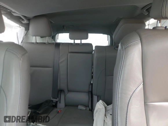 2018 Toyota Highlander SE с VIN 5TDJZRFH1JS884086, выставлен на аукционе Copart как лот 58822095 с пробегом Не указан миль и На запчасти • Non repairable. История ставок и продаж доступна на DreamBid. Изображение 10.
