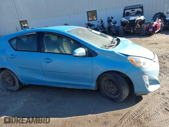2015 Toyota Prius One with VIN JTDKDTB37F1104297, listed as a IAAI auction lot 41824438 with 117,562 mi miles and . Bid and sale history available at carsss.com. Image 14.