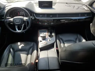 2017 Audi Q7 Premium Plus with VIN WA1LAAF79HD043173, listed as a Copart auction lot 53082535 with 120,344 mi miles and Clean Title. Bid and sale history available at DreamBid. Image 8.