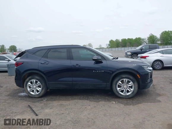 2020 Chevrolet Blazer LT z VIN 3GNKBBRA4LS711327, wystawiony jako IAAI lot #41921073 z przebiegiem 86 850 mil mil oraz . Historia ofert i sprzedaży dostępna na DreamBid. Obrazek 13.