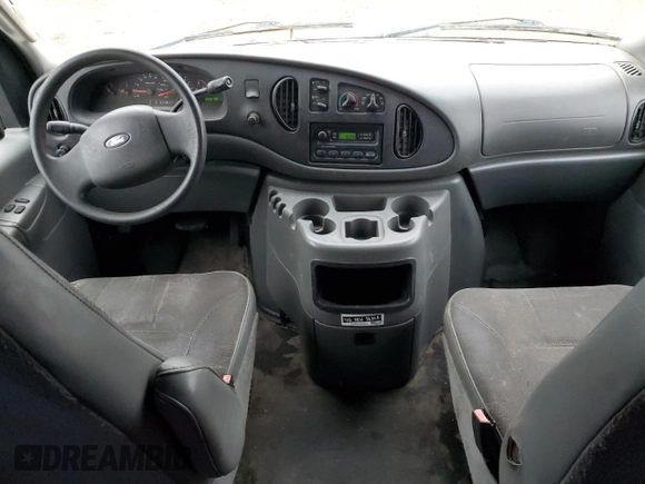 2004 Ford Econoline Passenger XL with VIN 1FMRE11W84HB06796, listed as a Copart auction lot 83033154 with 293,570 mi miles and Salvage Title. Bid and sale history available at DreamBid. Image 8.