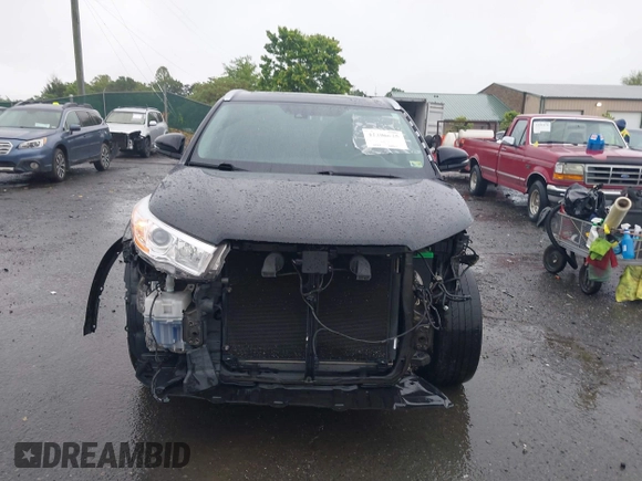2016 Toyota Highlander Limited with VIN 5TDDKRFH4GS299299, listed as a IAAI auction lot 42206625 with 149,768 mi miles and . Bid and sale history available at DreamBid. Image 13.