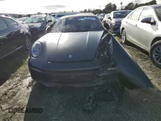 2020 Porsche 911 Carrera S with VIN WP0CB2A97LS262493, listed as a Copart auction lot 39210674 with 20,058 mi miles. Bid and sale history available at carsss.com. Image 5.