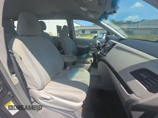 2011 Toyota Sienna with VIN 5TDZK3DC1BS017512, listed as a IAAI auction lot 42854226 with 159,512 mi miles and . Bid and sale history available at DreamBid. Image 1.