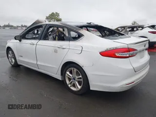 2018 Ford Fusion SE with VIN 3FA6P0LU1JR268602, listed as a IAAI auction lot 41804732 with Not Provided miles and . Bid and sale history available at DreamBid. Image 3.